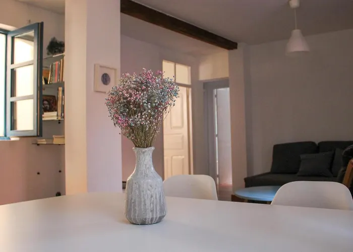 El 8 De Serranos - Bajo - Casa Con Garaje León